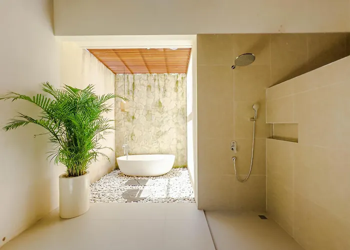 ヴィラ Abangan Palace - Three Bedroom Private Pool *