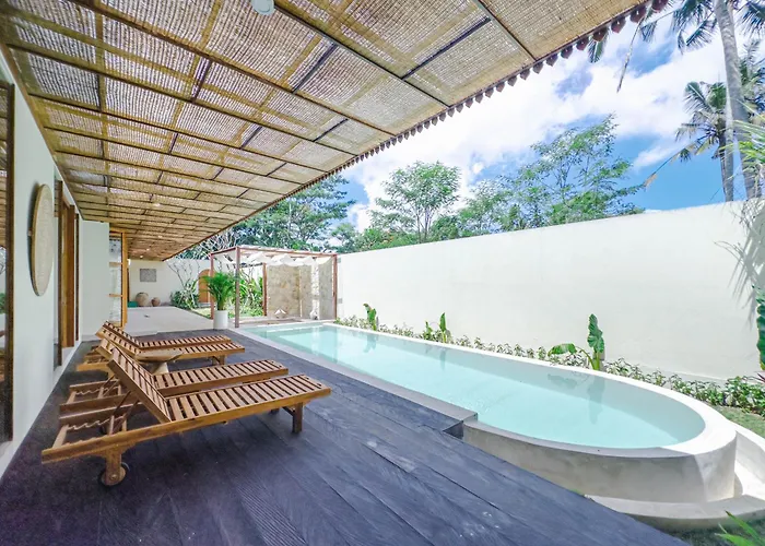 Abangan Palace - Three Bedroom Private Pool ヴィラ ウブド
