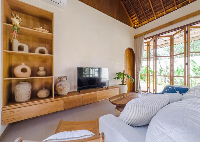 Abangan Palace - Three Bedroom Private Pool ウブド