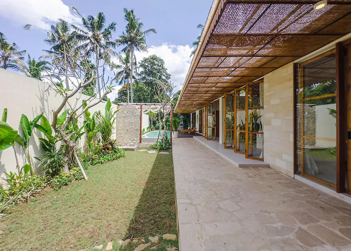 Abangan Palace - Three Bedroom Private Pool ヴィラ *