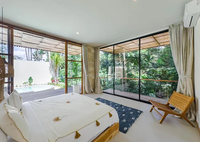 Abangan Palace - Three Bedroom Private Pool ヴィラ *