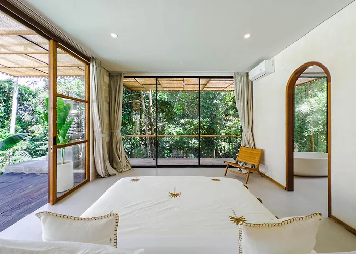 Abangan Palace - Three Bedroom Private Pool ヴィラ