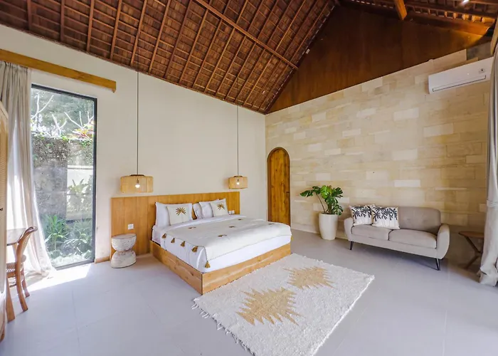 Abangan Palace - Three Bedroom Private Pool ヴィラ